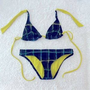 Hurley bikini 👙 two piece size small🛍️